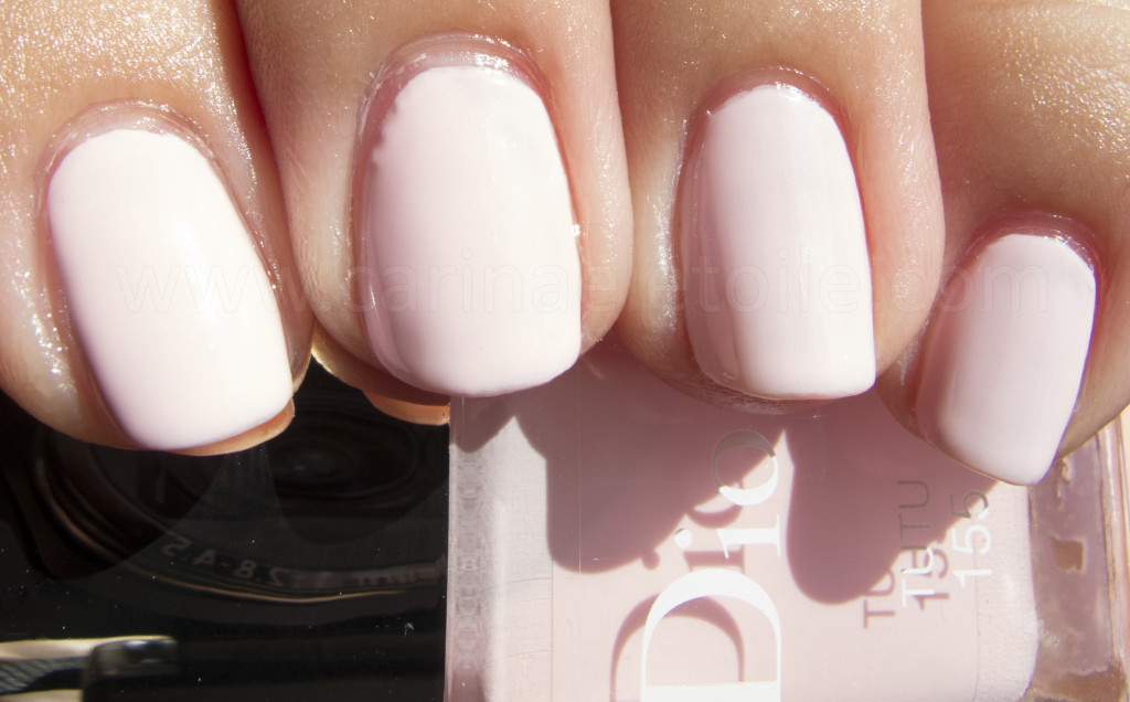 Dior Cherie Bow nail polish - Tutu